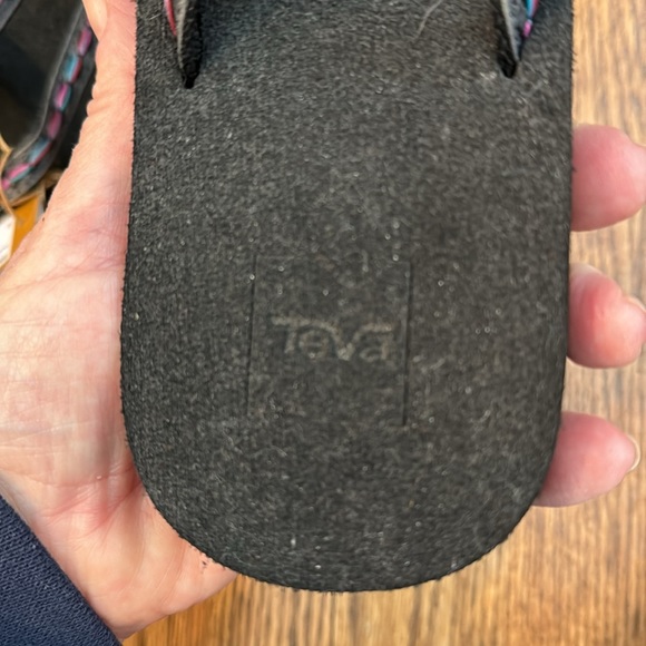 Teva Women's Olowahu Sandal  **New** - Picture 3 of 6